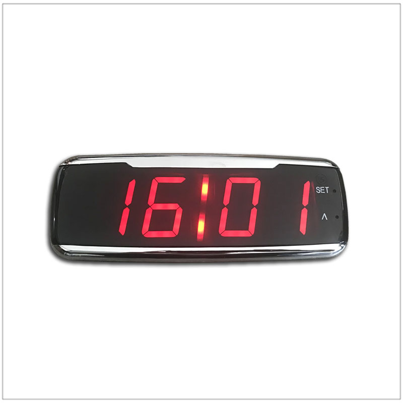 Electronic clock of bus
